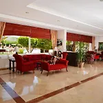 Hotel Royal Garden 5*