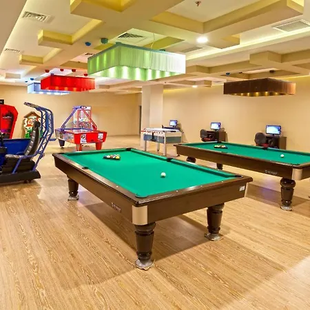 Royal Garden 5* אלאניה