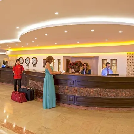 מלון Royal Garden