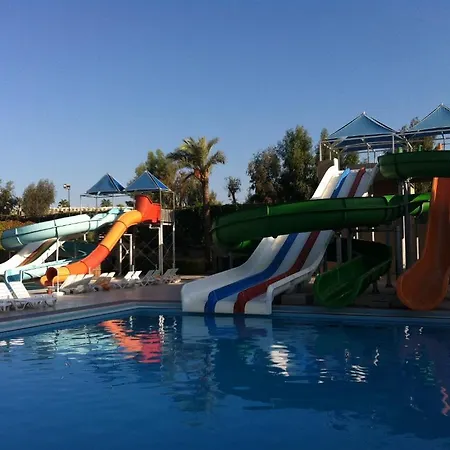 Готель Royal Garden 5*