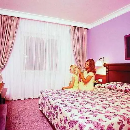 Royal Garden Otel
