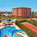 Royal Garden Hotel