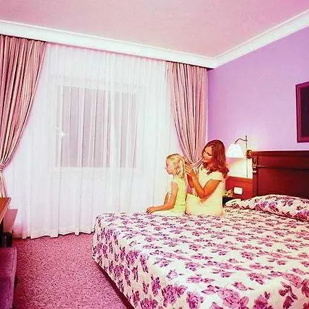 Royal Garden فندق